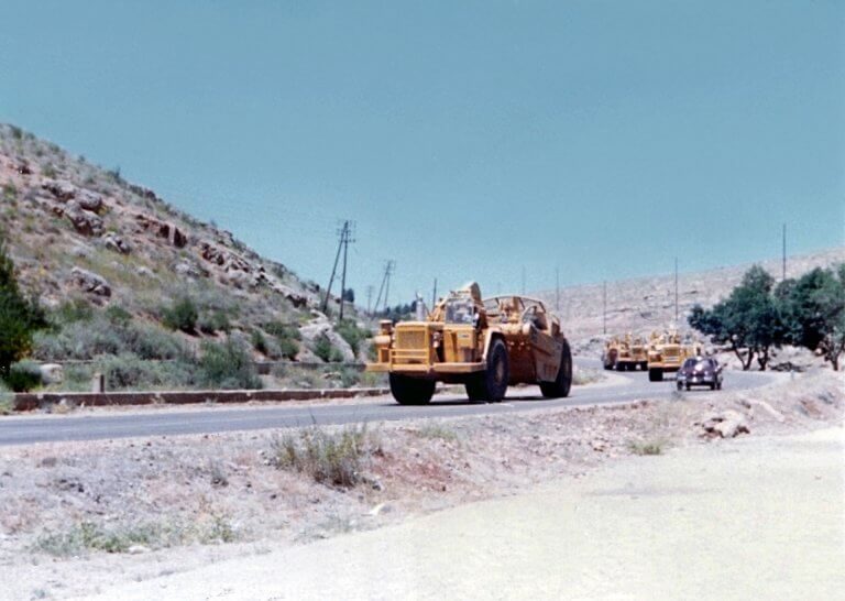 Specialist transport artic desert conditions 4