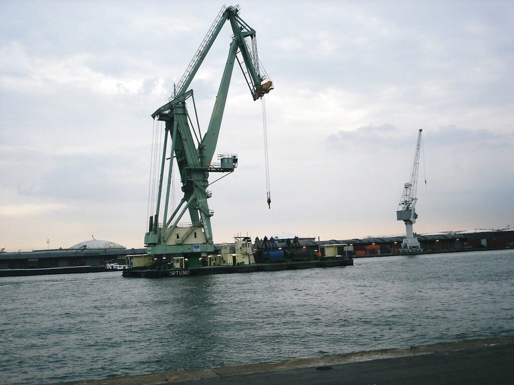 Heavy Rigging Vessels Heavy Lift Vessels - STG - The Specialist Transport Group